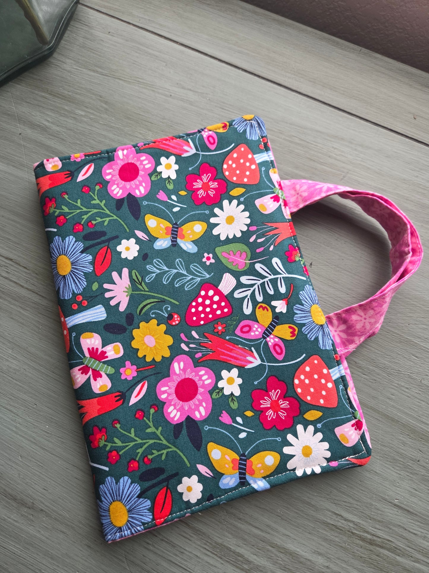 Travel Drawing Case, Art Folio, Crayon Carrier, Kids Activity Bag, Car Coloring Case with Handles
