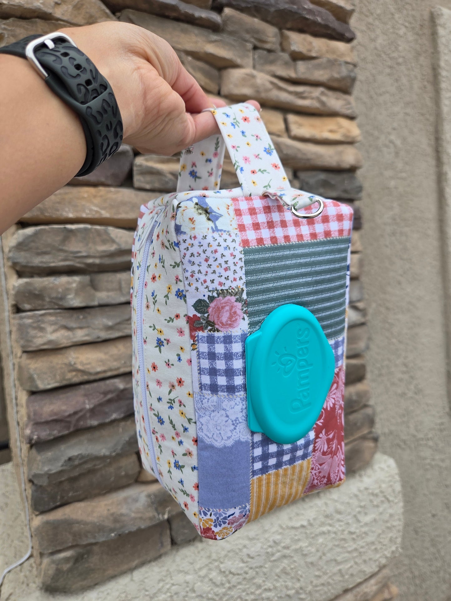 Black and white checkered diaper and wipe pouch