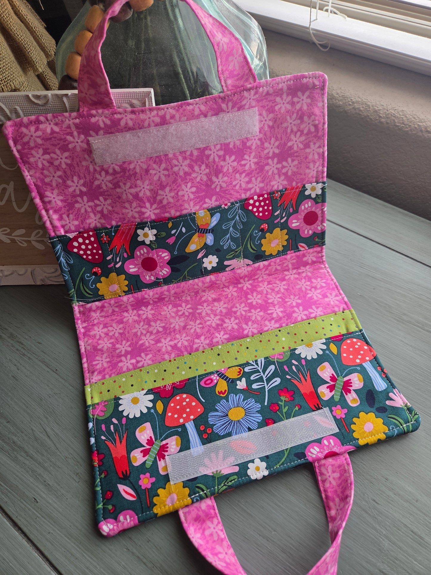 Travel Drawing Case, Art Folio, Crayon Carrier, Kids Activity Bag, Car Coloring Case with Handles