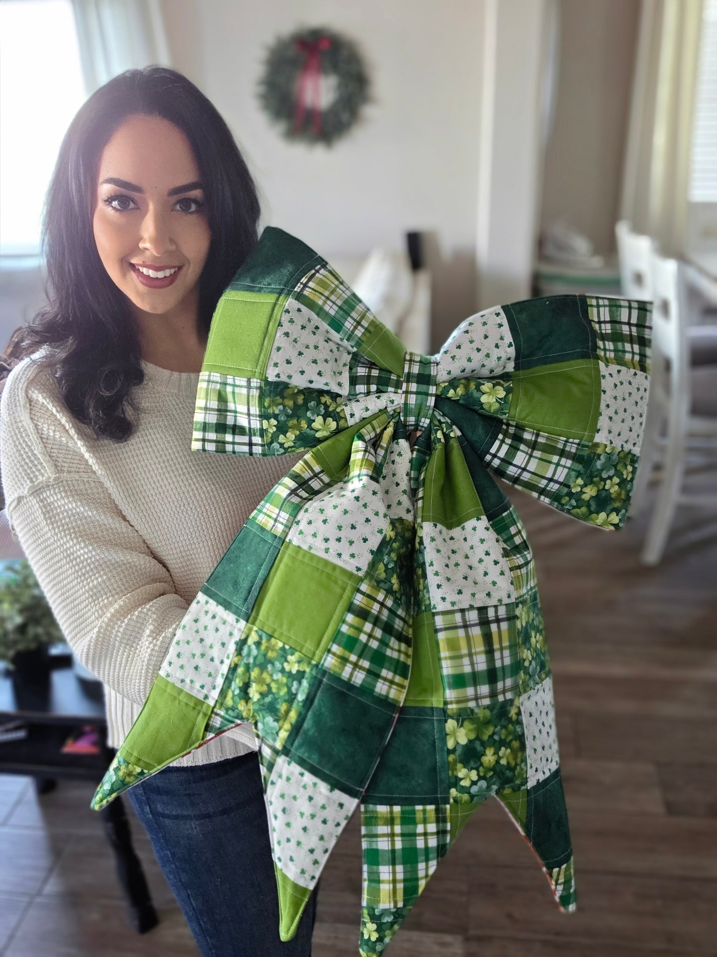 Giant Reversible Quilted Bow Hanger