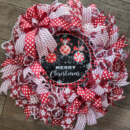 Red and White Merry Christmas Wreath