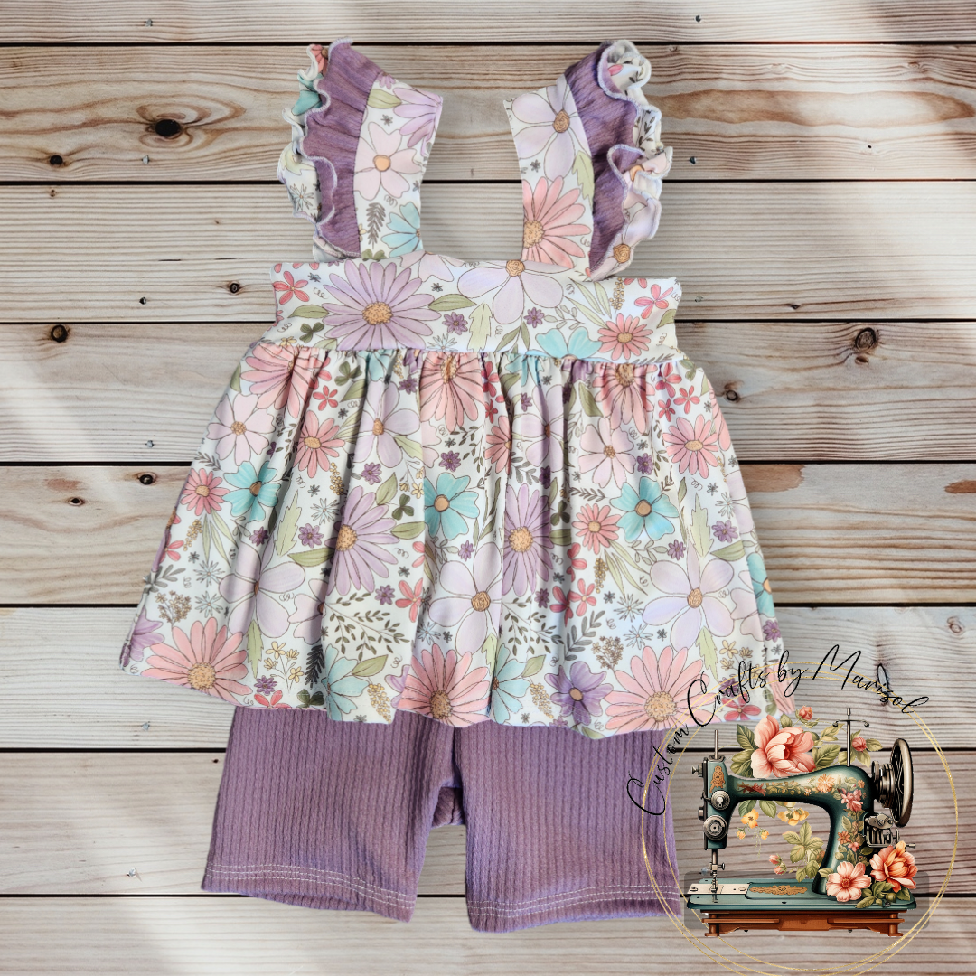 Spring floral pinafore top and shorts set