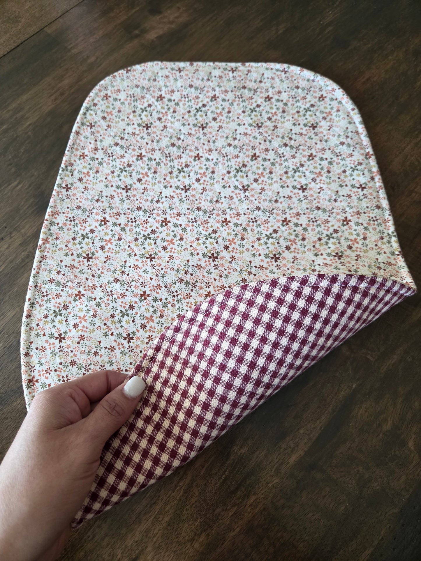 Vintage Floral and Gingham Reversible Stand Mixer Sliding Mat and Bowl Cover Set