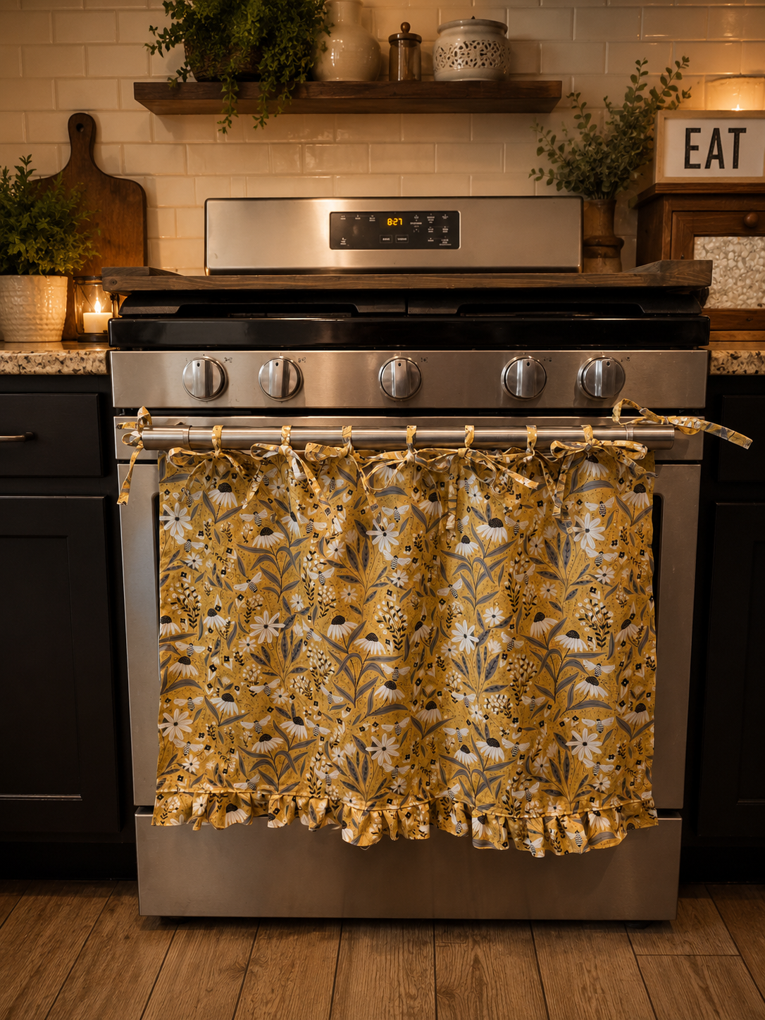 Bee and Wildflower Oven Skirt