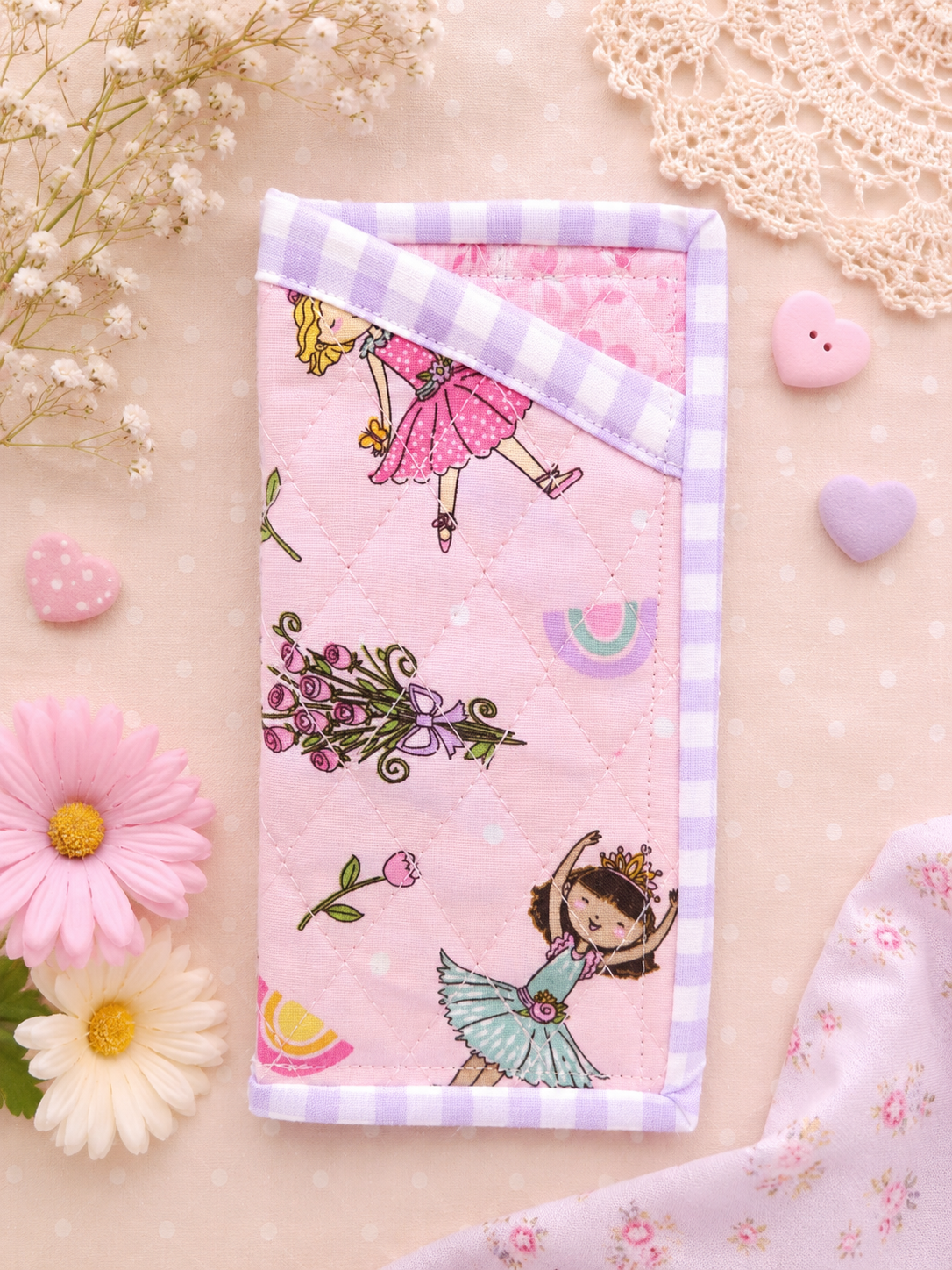 Quilted glasses pouch
